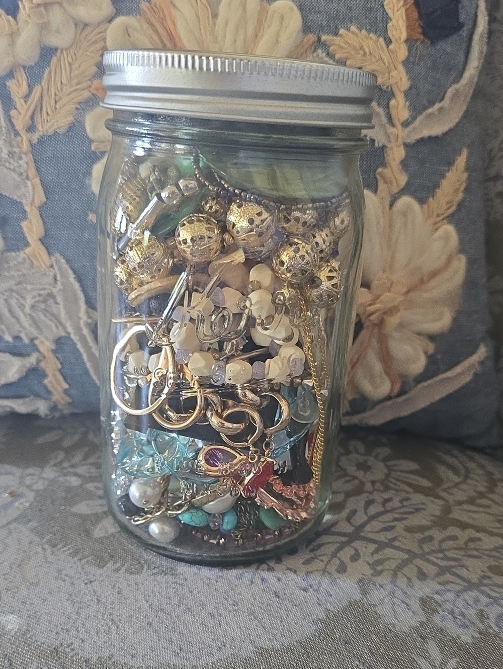 Costume Jewelry Jar _ Quart